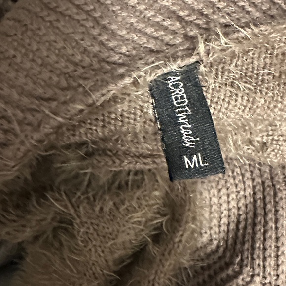 NWT. M/L. Sacred Threads Bohemian Vest CL/GR02 - Picture 3 of 7